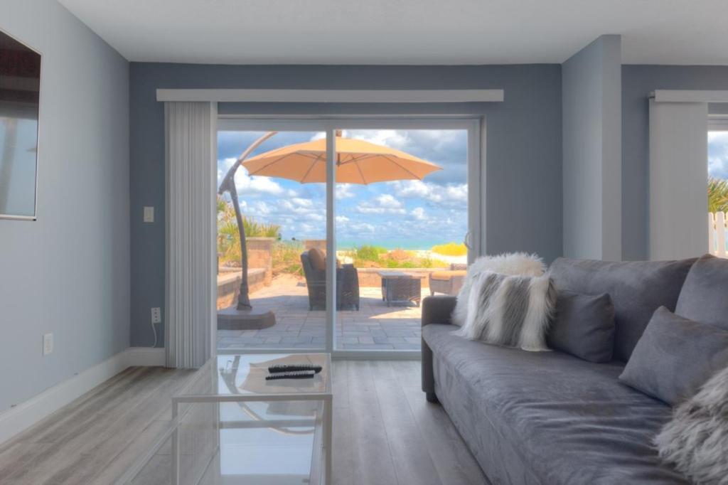Sea La Vie Beach Oceanfront Patio Pet Friendly 杰克逊维尔海滩 外观 照片