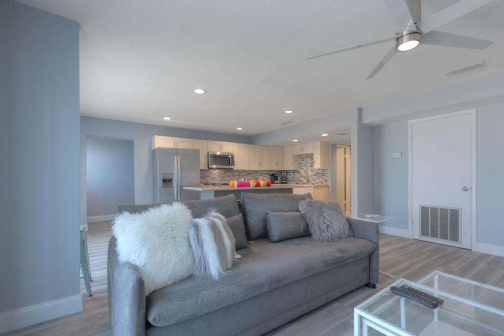 Sea La Vie Beach Oceanfront Patio Pet Friendly 杰克逊维尔海滩 外观 照片